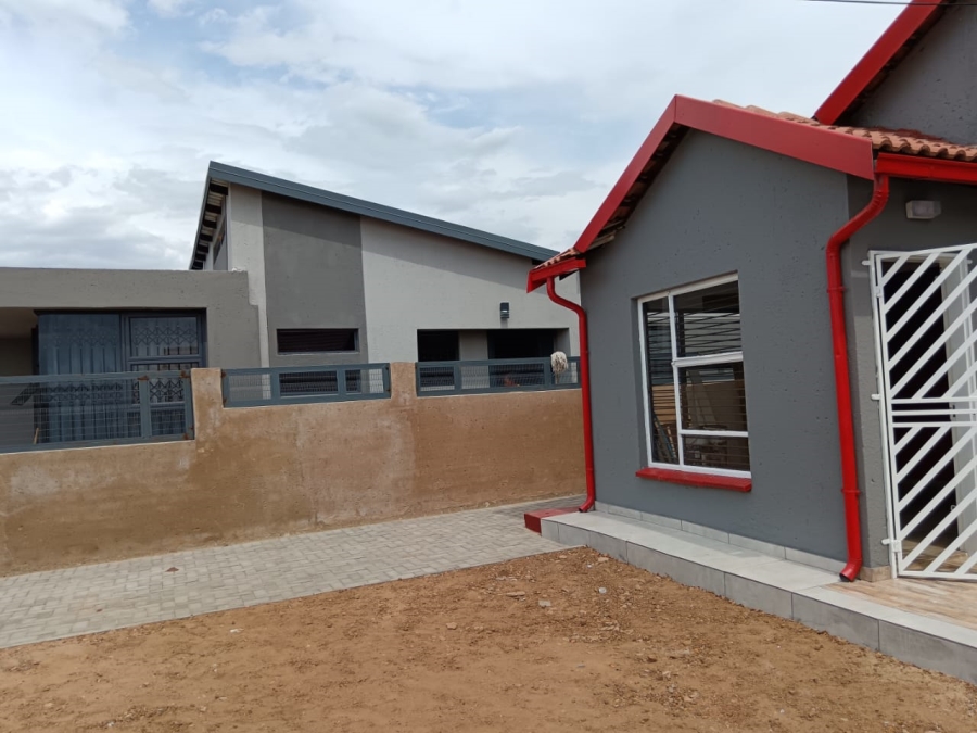 3 Bedroom Property for Sale in Mabopane North West